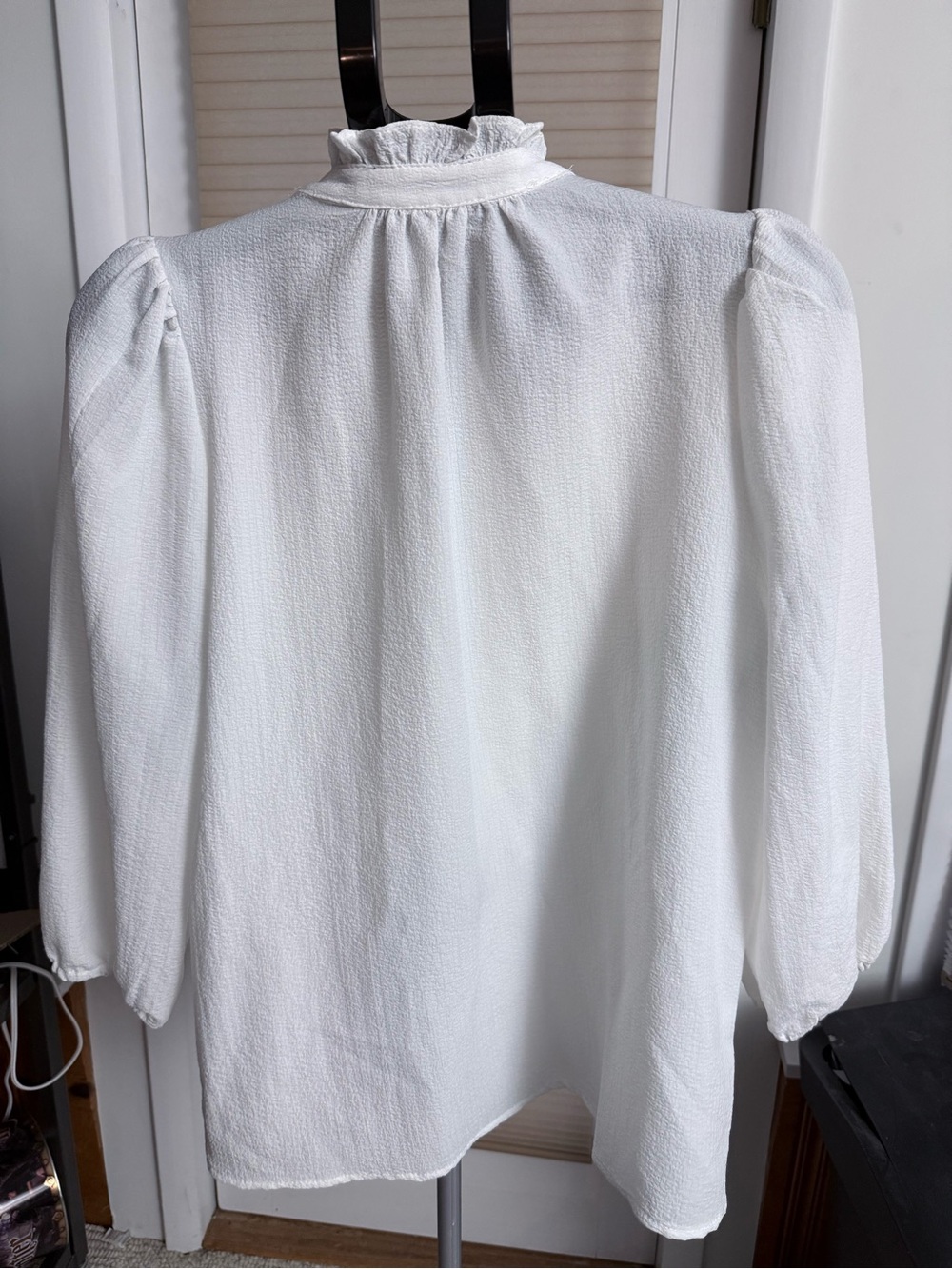 Alice Blue White Ruffled Lace-Trim Blouse puff sleeves semi sheer button down XL - Picture 9 of 15